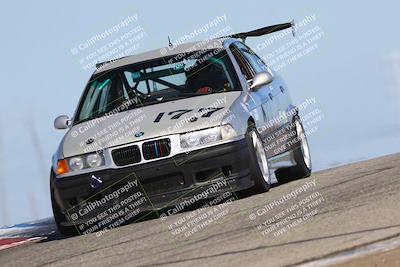 media/Oct-26-2025-CalClub SCCA (Sun) [[8ce1e69566]]/Group 2/Grapevine/